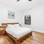 Kings4 Self Catering